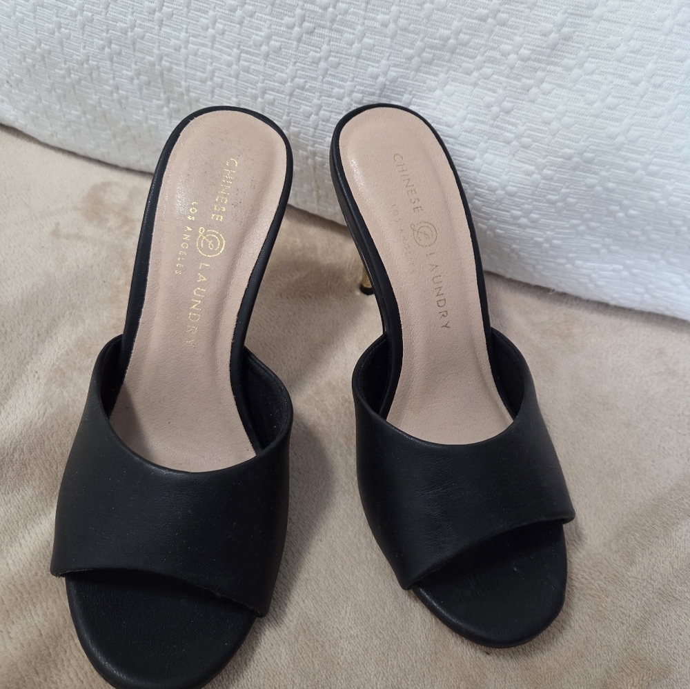 Chinese Laundry Black Open-Toe Slide Mules with Low Heel No Box